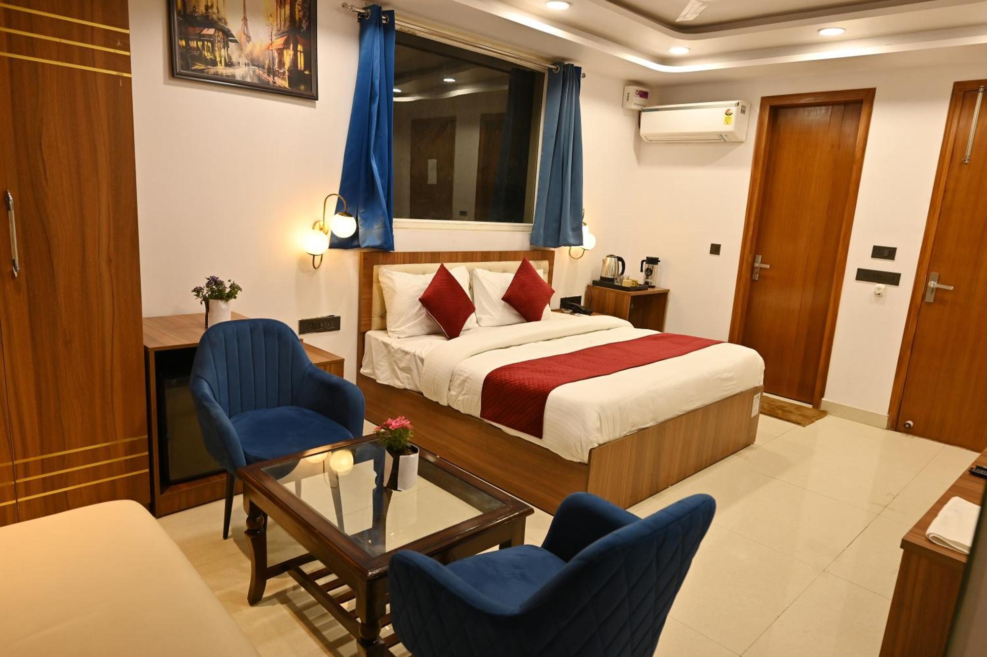 Hotel Down Town Paschim Vihar 德里 外观 照片