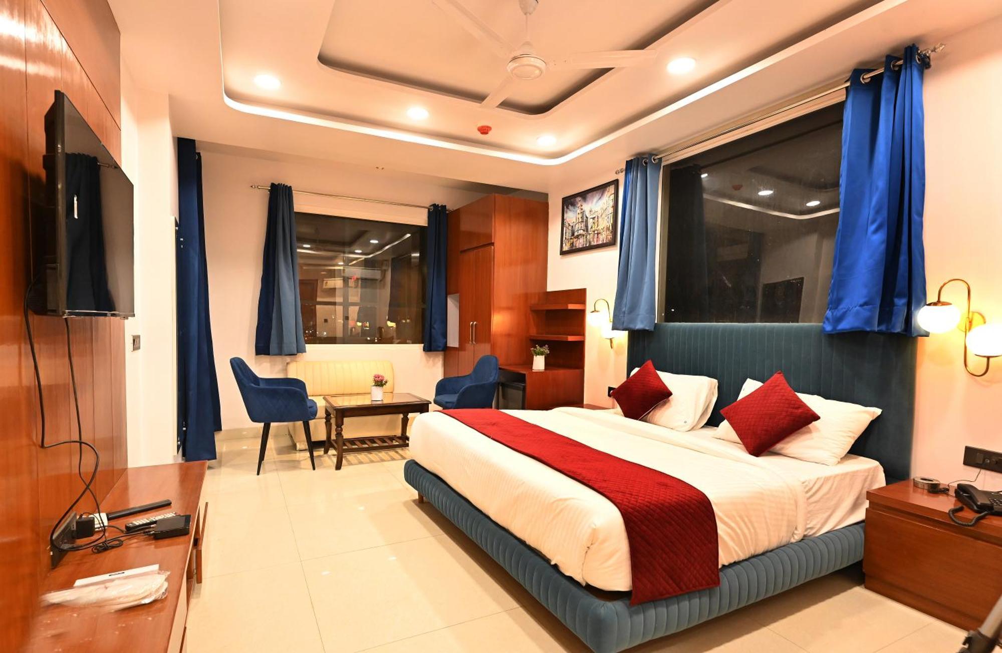 Hotel Down Town Paschim Vihar 德里 外观 照片