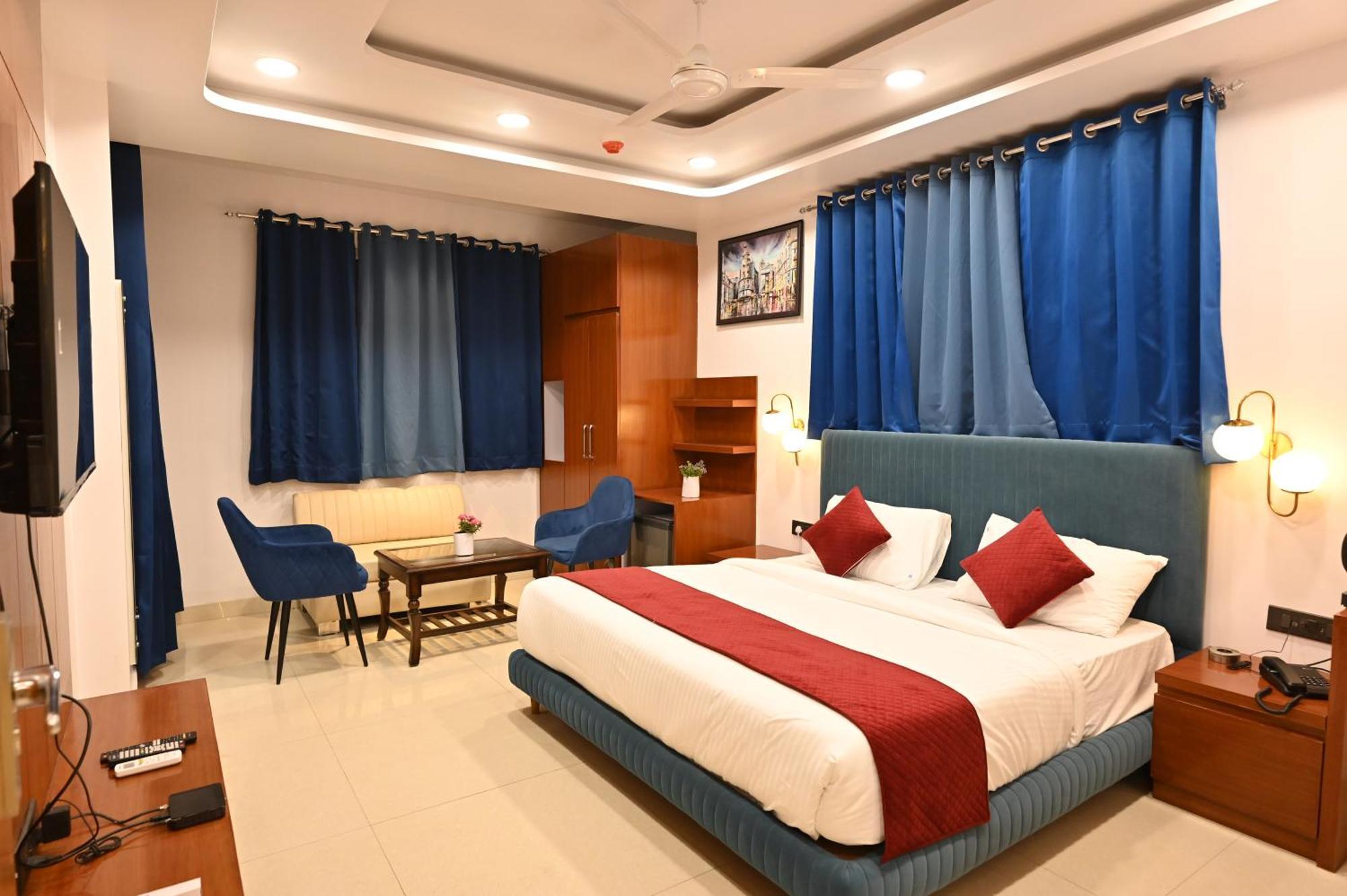 Hotel Down Town Paschim Vihar 德里 外观 照片